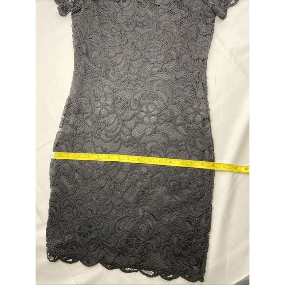 🖤 Midnight Lace Off-The-Shoulder Mini Dress - Picture 4 of 6